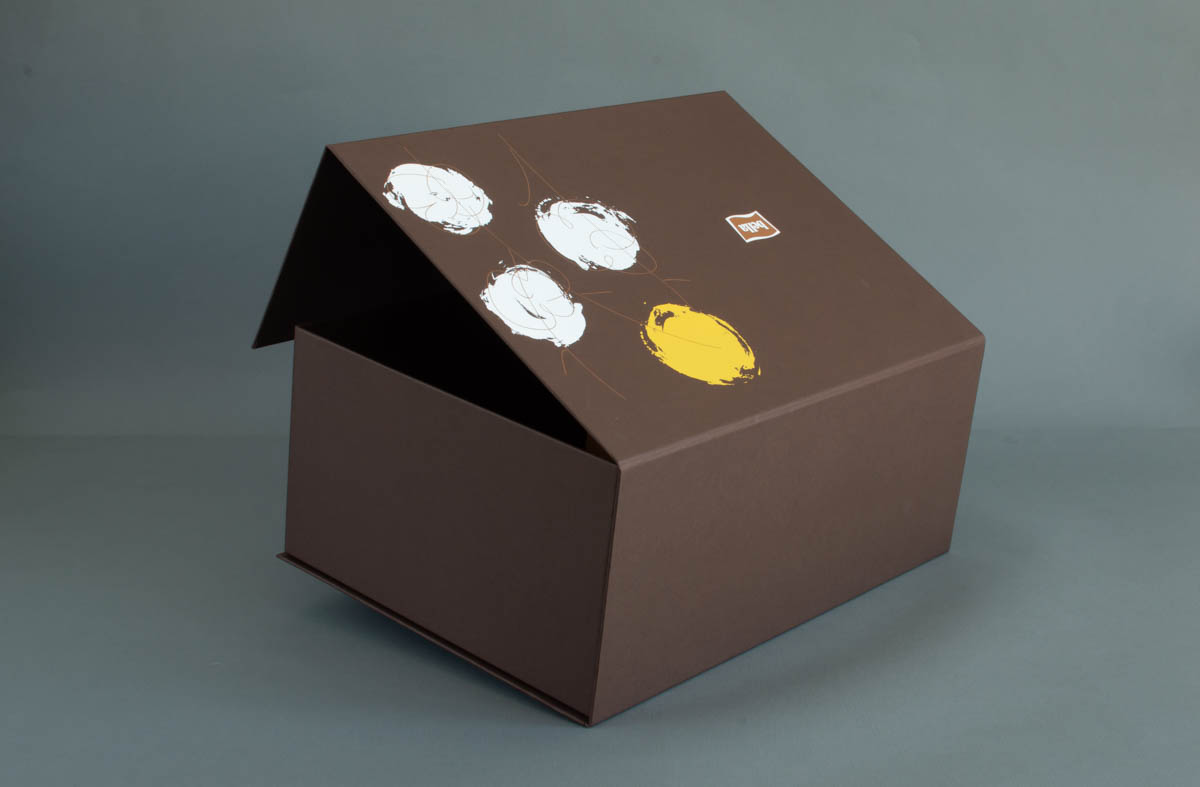 Подарункова коробка 6