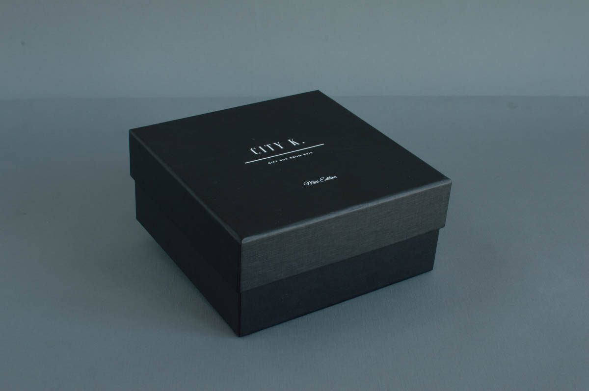 Подарункова коробка 30