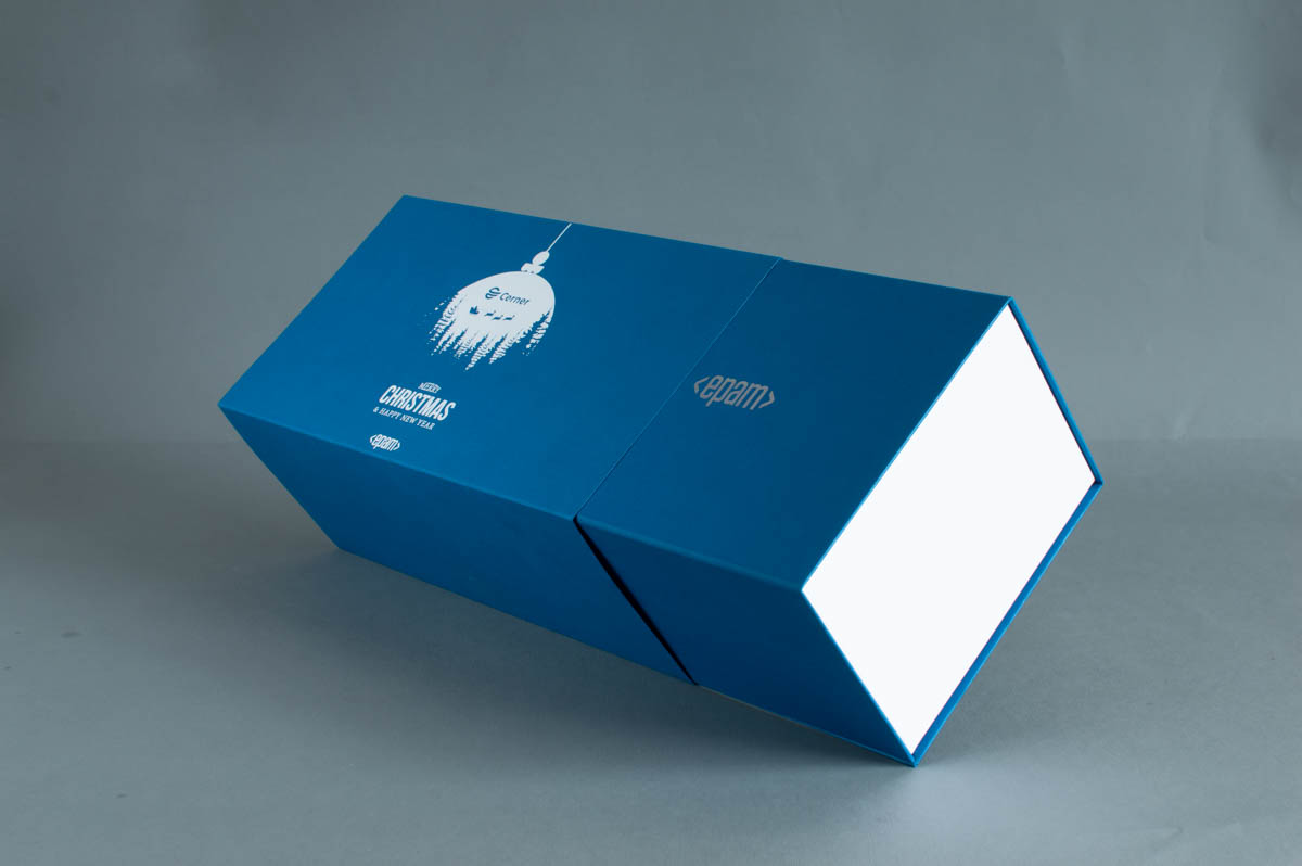 Подарункова коробка 38