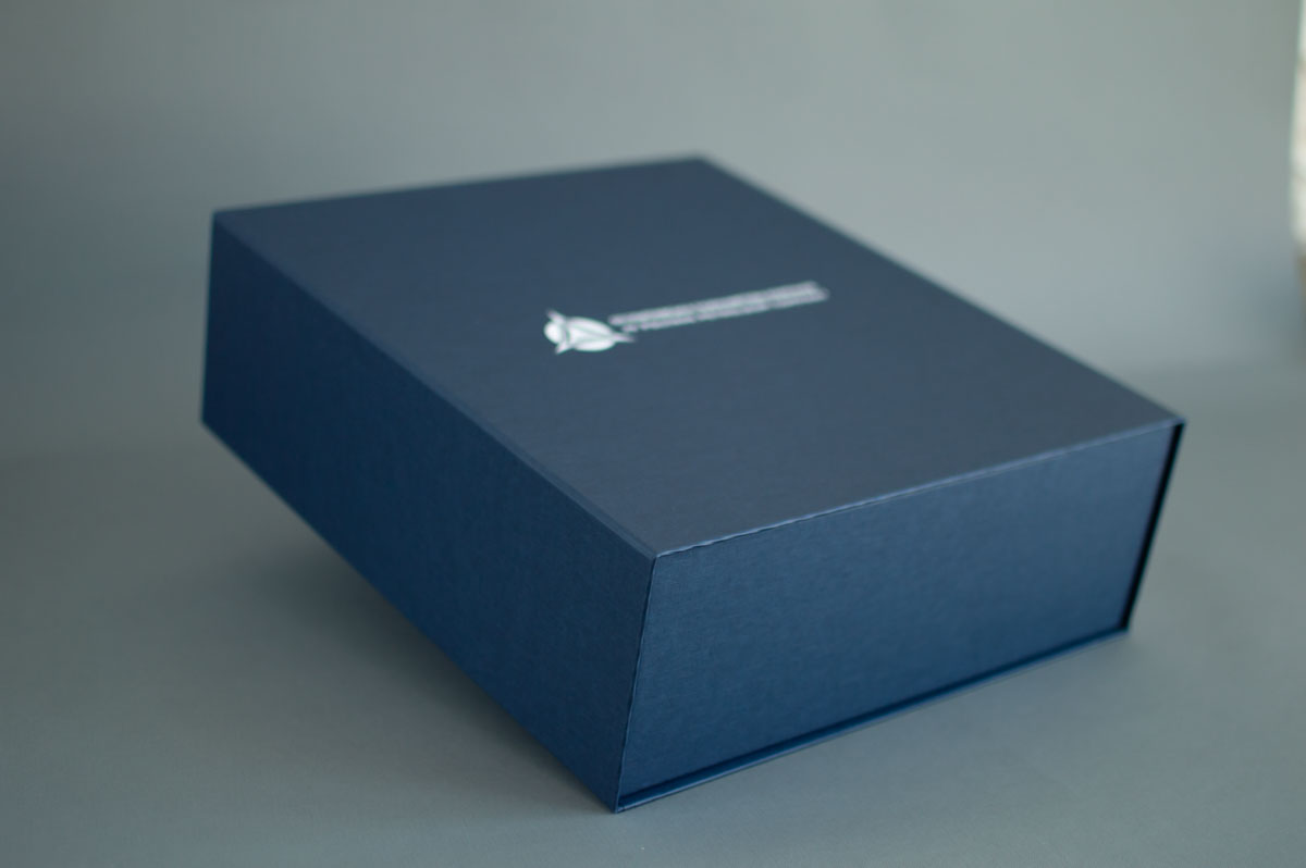 Подарункова коробка 43