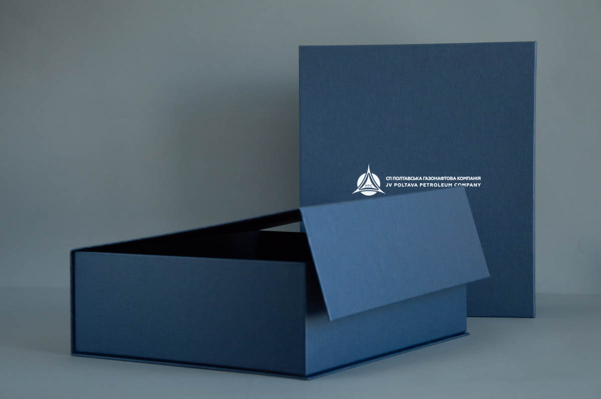 Подарункова коробка 45