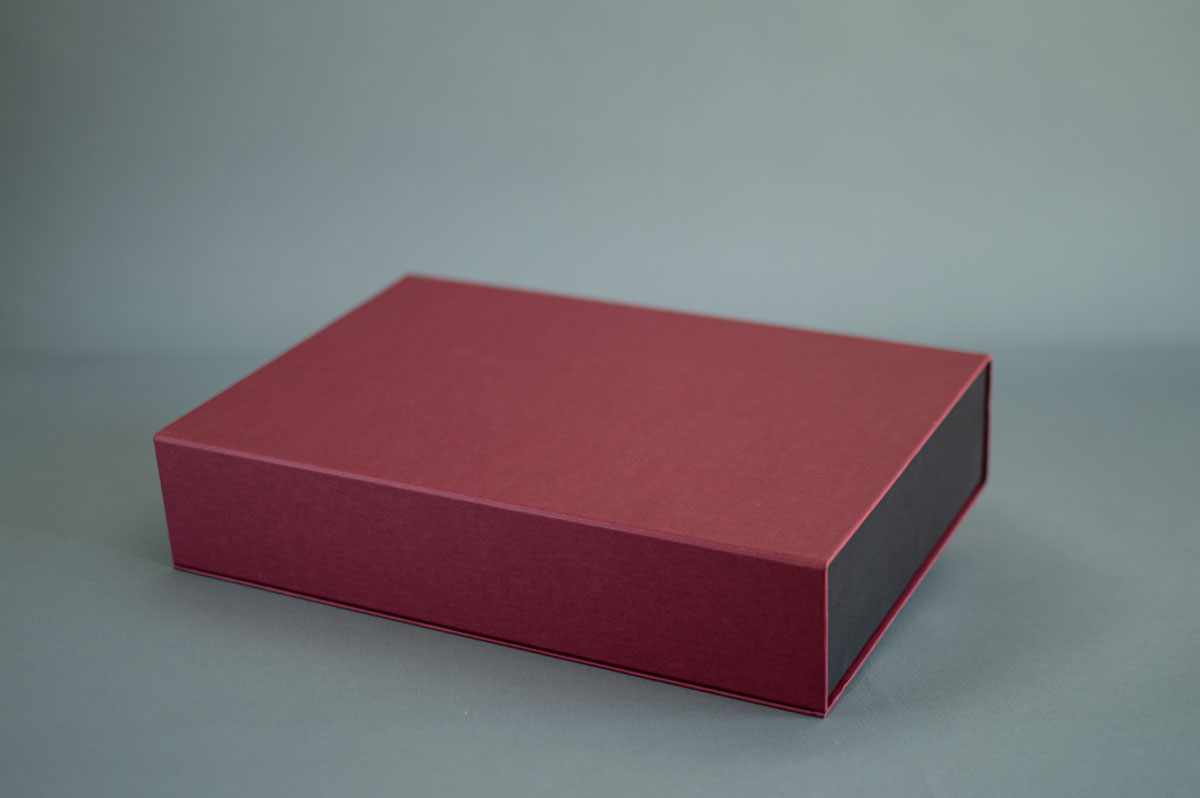 Подарункова коробка 46