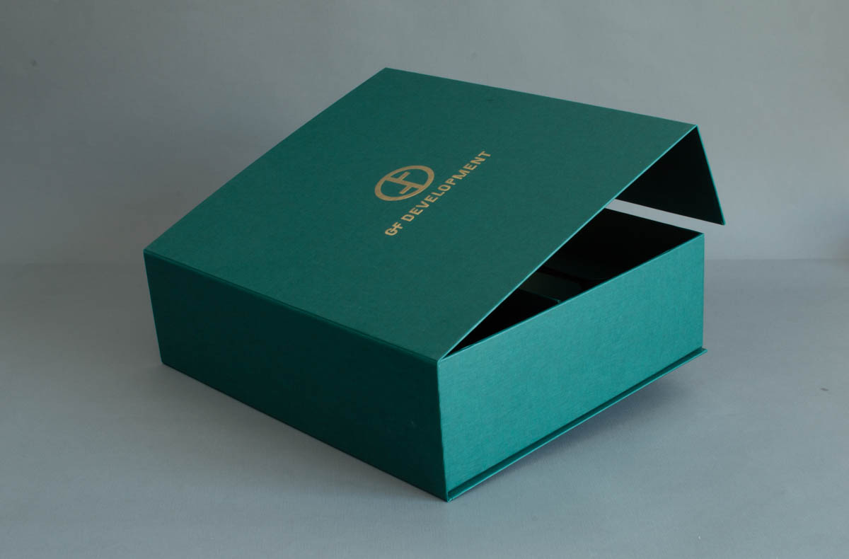 Подарункова коробка 54