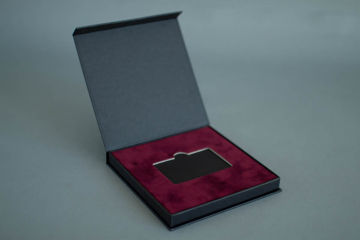 Подарункова коробка 74