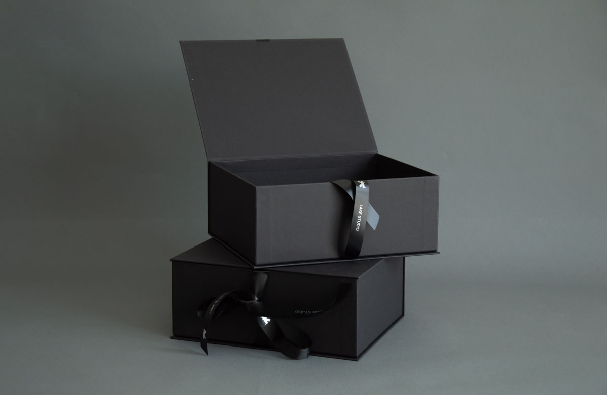 Подарункова коробка 76