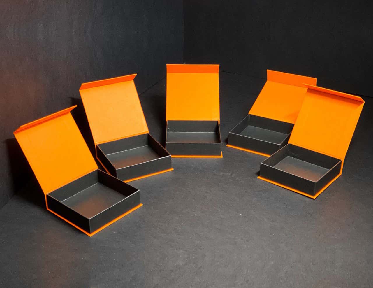 Подарункова коробка 81