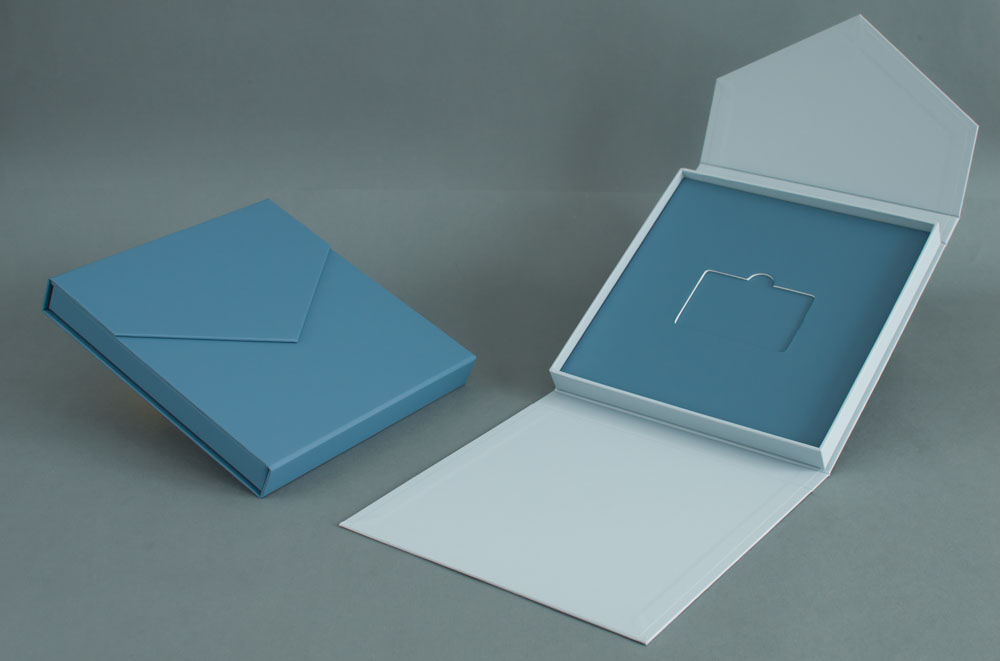 Подарункова коробка 109