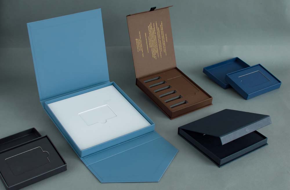 Подарункова коробка 100