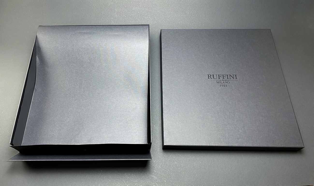 Подарункова коробка 103